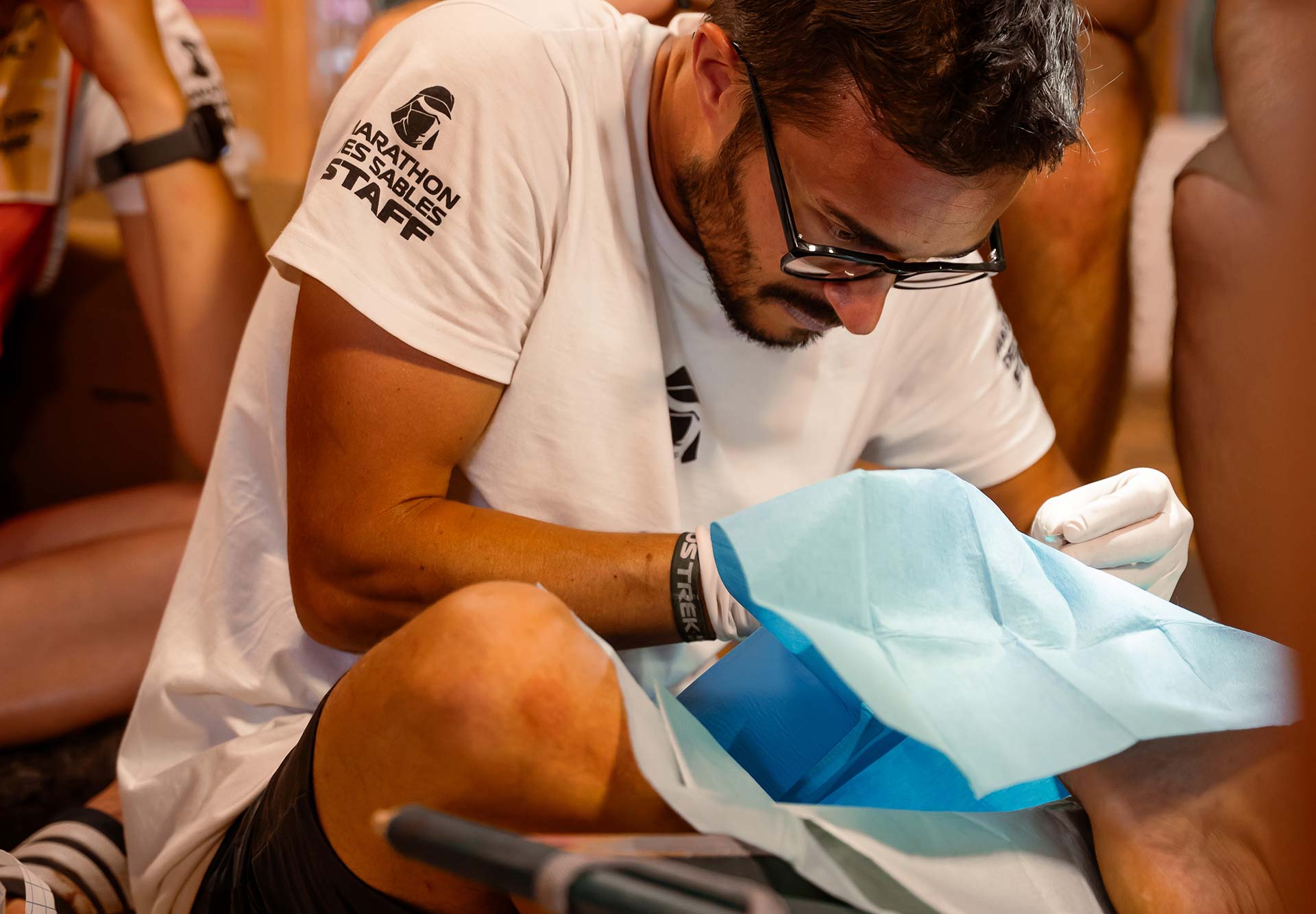 Prise en charge et traitement des blessures podologiques spécifiques au Marathon des sables et aux sports d’endurance